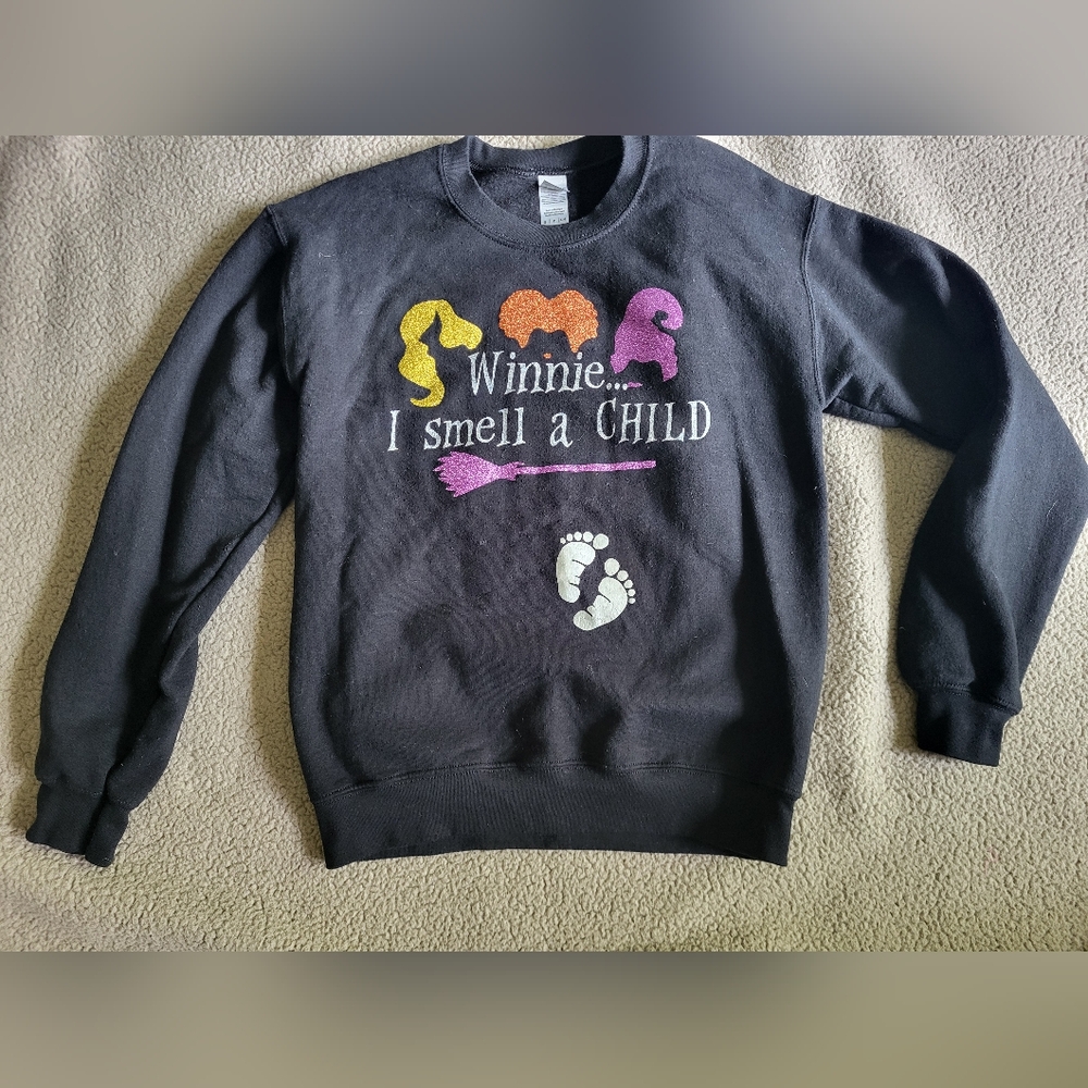 Pregnancy announcement black crew neck sweatshirt